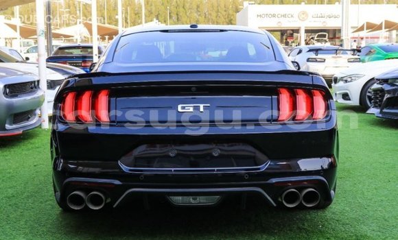 Acheter Import Voiture Ford Mustang Noir à Import - Dubai, Burkina-Faso Acheter Import Voiture Ford Mustang Noir à Import - Dubai, Burkina-Faso