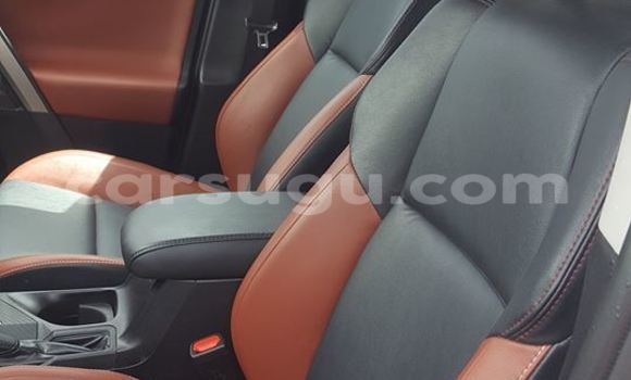 Acheter Occasion Voiture Toyota RAV4 Blanc à Ouagadougou, Burkina-Faso Acheter Occasion Voiture Toyota RAV4 Blanc à Ouagadougou, Burkina-Faso