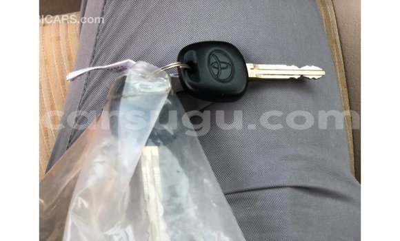 Acheter Import Utilitaire Toyota DA Blanc à Import - Dubai, Burkina-Faso Acheter Import Utilitaire Toyota DA Blanc à Import - Dubai, Burkina-Faso