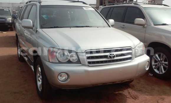 Acheter Occasion Voiture Toyota Highlander Gris à Ouagadougou, Burkina-Faso Acheter Occasion Voiture Toyota Highlander Gris à Ouagadougou, Burkina-Faso