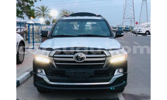 Acheter Import Utilitaire Toyota DA Noir à Import - Dubai, Burkina-Faso
