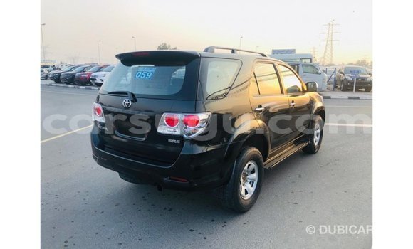 Sayi Imported Toyota Fortuner Black Mota in Import - Dubai a Burkina Faso Sayi Imported Toyota Fortuner Black Mota in Import - Dubai a Burkina Faso