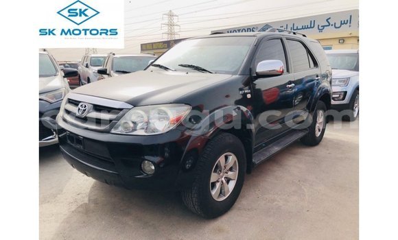Sayi Imported Toyota Fortuner Black Mota in Import - Dubai a Burkina Faso