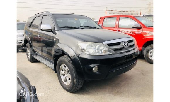 Sayi Imported Toyota Fortuner Black Mota in Import - Dubai a Burkina Faso Sayi Imported Toyota Fortuner Black Mota in Import - Dubai a Burkina Faso