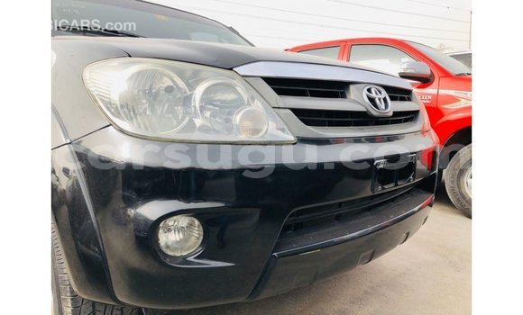 Sayi Imported Toyota Fortuner Black Mota in Import - Dubai a Burkina Faso Sayi Imported Toyota Fortuner Black Mota in Import - Dubai a Burkina Faso
