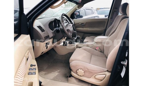 Sayi Imported Toyota Fortuner Black Mota in Import - Dubai a Burkina Faso Sayi Imported Toyota Fortuner Black Mota in Import - Dubai a Burkina Faso