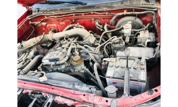 Sayi Imported Toyota Hilux Red Mota in Import - Dubai a Burkina Faso Sayi Imported Toyota Hilux Red Mota in Import - Dubai a Burkina Faso