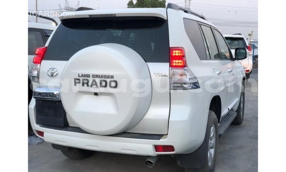 Sayi Imported Toyota Prado White Mota in Import - Dubai a Burkina Faso Sayi Imported Toyota Prado White Mota in Import - Dubai a Burkina Faso