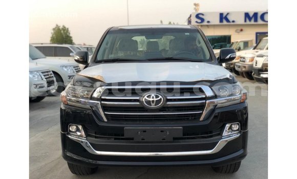 Sayi Imported Toyota Land Cruiser Black Mota in Import - Dubai a Burkina Faso Sayi Imported Toyota Land Cruiser Black Mota in Import - Dubai a Burkina Faso