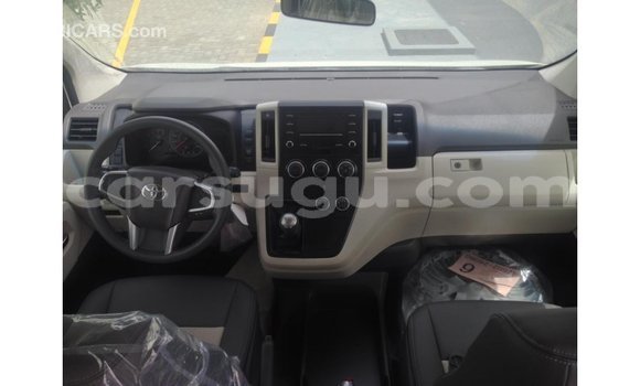 Sayi Imported Toyota Hiace White Mota in Import - Dubai a Burkina Faso Sayi Imported Toyota Hiace White Mota in Import - Dubai a Burkina Faso