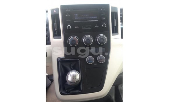 Sayi Imported Toyota Hiace White Mota in Import - Dubai a Burkina Faso Sayi Imported Toyota Hiace White Mota in Import - Dubai a Burkina Faso