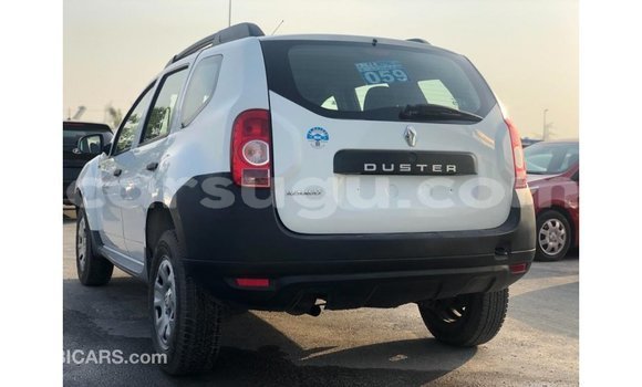 Sayi Imported Renault Duster White Mota in Import - Dubai a Burkina Faso Sayi Imported Renault Duster White Mota in Import - Dubai a Burkina Faso