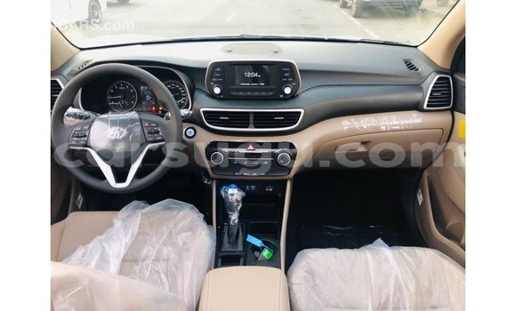 Sayi Imported Hyundai Tucson Brown Mota in Import - Dubai a Burkina Faso Sayi Imported Hyundai Tucson Brown Mota in Import - Dubai a Burkina Faso