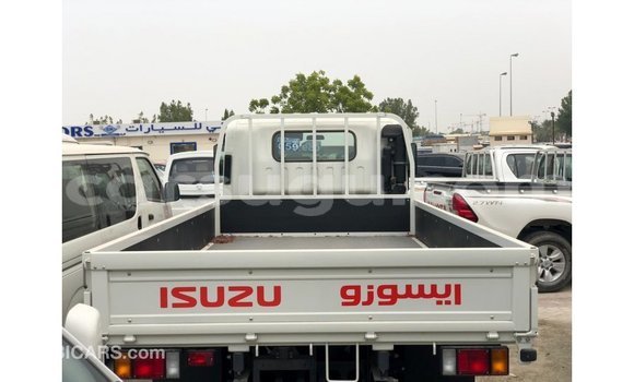 Sayi Imported Isuzu Rodeo White Mota in Import - Dubai a Burkina Faso Sayi Imported Isuzu Rodeo White Mota in Import - Dubai a Burkina Faso