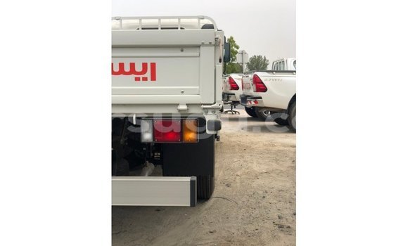 Sayi Imported Isuzu Rodeo White Mota in Import - Dubai a Burkina Faso Sayi Imported Isuzu Rodeo White Mota in Import - Dubai a Burkina Faso
