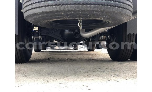 Sayi Imported Isuzu Rodeo White Mota in Import - Dubai a Burkina Faso Sayi Imported Isuzu Rodeo White Mota in Import - Dubai a Burkina Faso