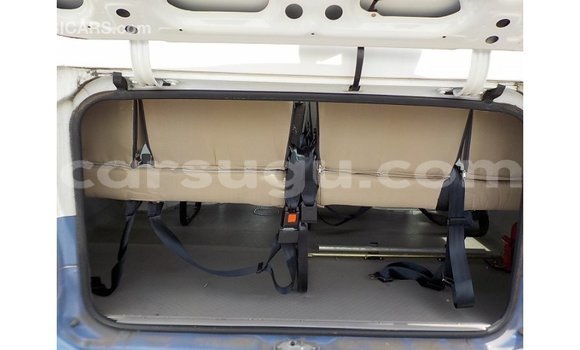 Acheter Import Voiture Toyota Coaster Blanc à Import - Dubai, Burkina-Faso Acheter Import Voiture Toyota Coaster Blanc à Import - Dubai, Burkina-Faso