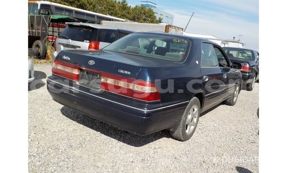 Sayi Imported Toyota Crown Blue Mota in Import - Dubai a Burkina Faso Sayi Imported Toyota Crown Blue Mota in Import - Dubai a Burkina Faso