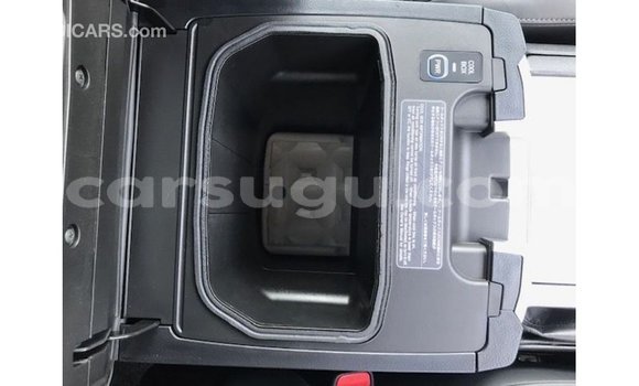 Buy Import Toyota Land Cruiser White Car in Import - Dubai in Burkina Faso Buy Import Toyota Land Cruiser White Car in Import - Dubai in Burkina Faso