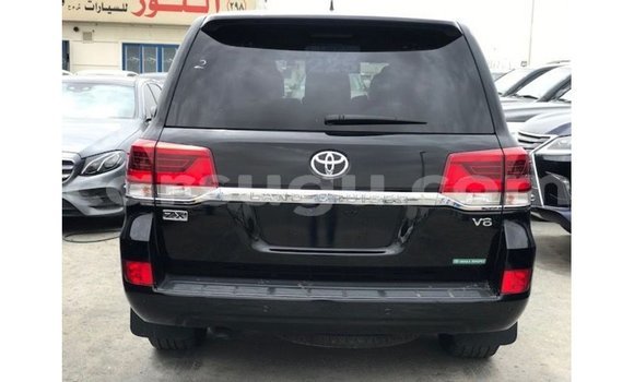 Sayi Imported Toyota Land Cruiser Black Mota in Import - Dubai a Burkina Faso Sayi Imported Toyota Land Cruiser Black Mota in Import - Dubai a Burkina Faso