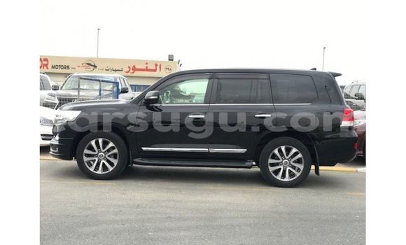 Sayi Imported Toyota Land Cruiser Black Mota in Import - Dubai a Burkina Faso Sayi Imported Toyota Land Cruiser Black Mota in Import - Dubai a Burkina Faso