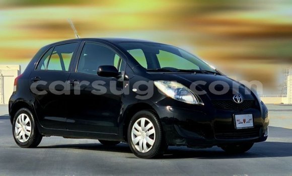 Sayi Imported Toyota Yaris Black Mota in Import - Dubai a Burkina Faso
