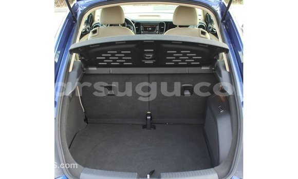 Acheter Import Voiture Volkswagen Beetle Bleu à Import - Dubai, Burkina-Faso Acheter Import Voiture Volkswagen Beetle Bleu à Import - Dubai, Burkina-Faso