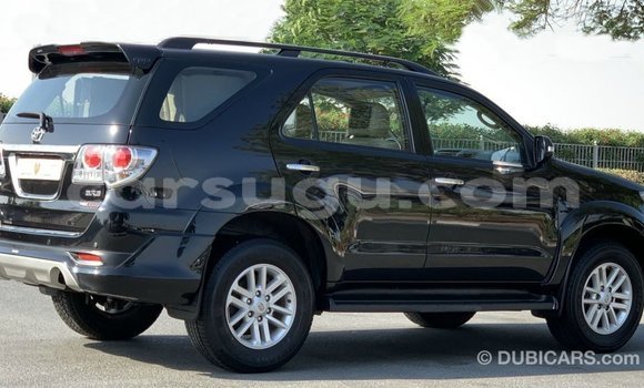 Acheter Import Voiture Toyota Fortuner Noir à Import - Dubai, Burkina-Faso Acheter Import Voiture Toyota Fortuner Noir à Import - Dubai, Burkina-Faso