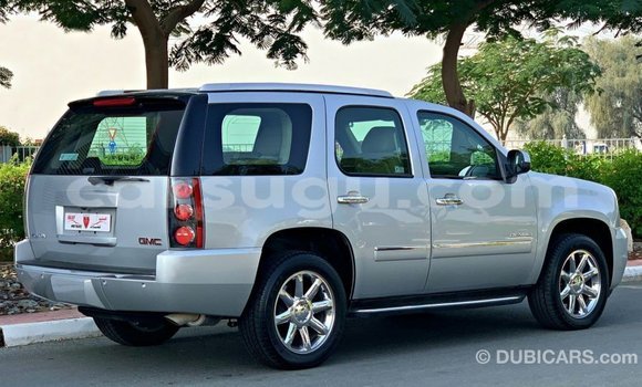 Acheter Import Voiture GMC Yukon Autre à Import - Dubai, Burkina-Faso Acheter Import Voiture GMC Yukon Autre à Import - Dubai, Burkina-Faso