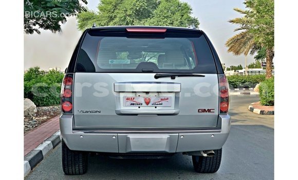 Acheter Import Voiture GMC Yukon Autre à Import - Dubai, Burkina-Faso Acheter Import Voiture GMC Yukon Autre à Import - Dubai, Burkina-Faso