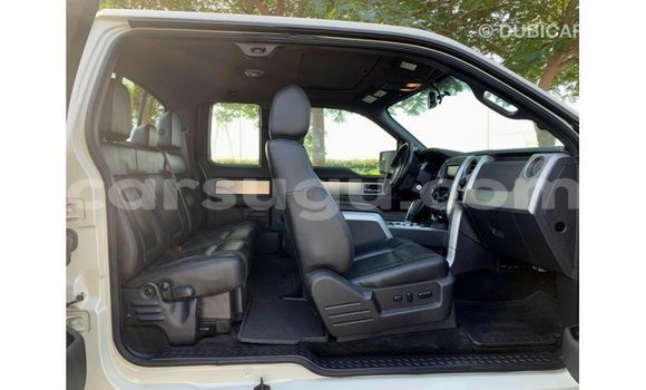 Sayi Imported Ford AEV AMBULANCE M Babbar mota in Import - Dubai a Burkina Faso Sayi Imported Ford AEV AMBULANCE M Babbar mota in Import - Dubai a Burkina Faso