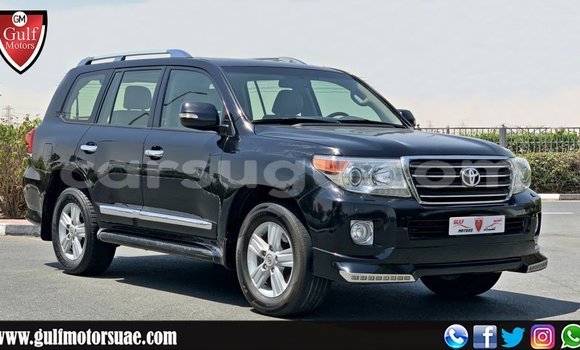 Acheter Import Voiture Toyota Land Cruiser Noir à Import - Dubai, Burkina-Faso Acheter Import Voiture Toyota Land Cruiser Noir à Import - Dubai, Burkina-Faso