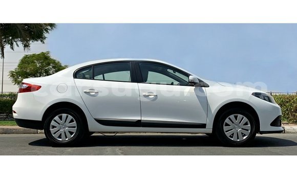 Acheter Import Voiture Renault Fluence Blanc à Import - Dubai, Burkina-Faso Acheter Import Voiture Renault Fluence Blanc à Import - Dubai, Burkina-Faso