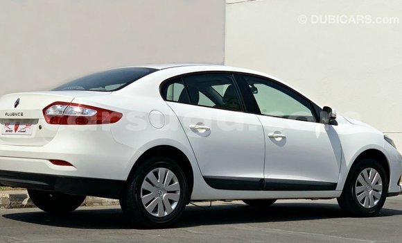 Acheter Import Voiture Renault Fluence Blanc à Import - Dubai, Burkina-Faso Acheter Import Voiture Renault Fluence Blanc à Import - Dubai, Burkina-Faso