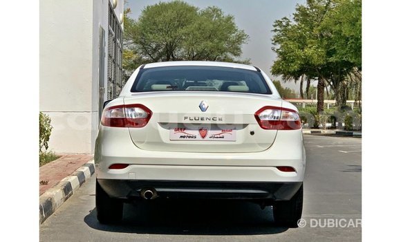 Acheter Import Voiture Renault Fluence Blanc à Import - Dubai, Burkina-Faso Acheter Import Voiture Renault Fluence Blanc à Import - Dubai, Burkina-Faso