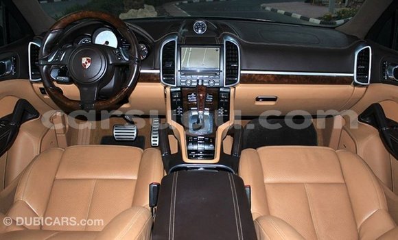Acheter Import Voiture Porsche Cayenne Autre à Import - Dubai, Burkina-Faso Acheter Import Voiture Porsche Cayenne Autre à Import - Dubai, Burkina-Faso