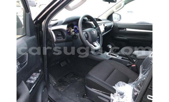 Sayi Imported Toyota Hilux Black Mota in Import - Dubai a Burkina Faso Sayi Imported Toyota Hilux Black Mota in Import - Dubai a Burkina Faso