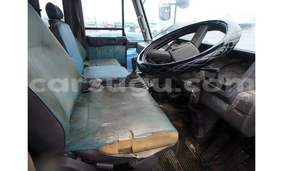 Sayi Imported Nissan Evalia Brown Babbar mota in Import - Dubai a Burkina Faso Sayi Imported Nissan Evalia Brown Babbar mota in Import - Dubai a Burkina Faso