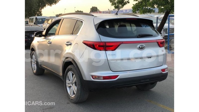 Big with watermark kia sportage burkina faso import dubai 7054