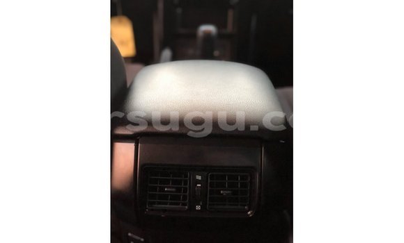 Sayi Imported Toyota Prado White Mota in Import - Dubai a Burkina Faso Sayi Imported Toyota Prado White Mota in Import - Dubai a Burkina Faso