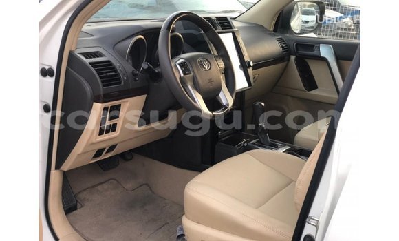 Sayi Imported Toyota Prado White Mota in Import - Dubai a Burkina Faso Sayi Imported Toyota Prado White Mota in Import - Dubai a Burkina Faso
