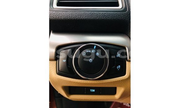 Sayi Imported Ford Explorer Red Mota in Import - Dubai a Burkina Faso Sayi Imported Ford Explorer Red Mota in Import - Dubai a Burkina Faso