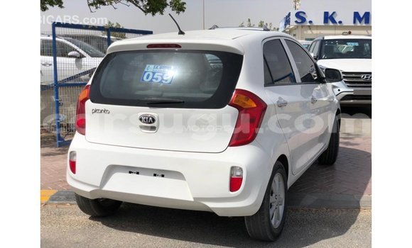 Sayi Imported Kia Picanto White Mota in Import - Dubai a Burkina Faso Sayi Imported Kia Picanto White Mota in Import - Dubai a Burkina Faso