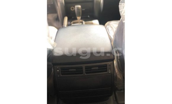 Sayi Imported Toyota Land Cruiser White Mota in Import - Dubai a Burkina Faso Sayi Imported Toyota Land Cruiser White Mota in Import - Dubai a Burkina Faso