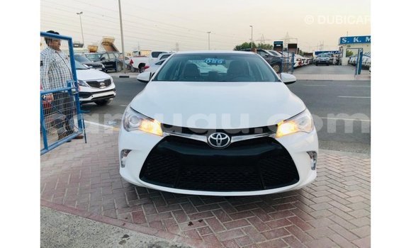 Sayi Imported Toyota Camry White Mota in Import - Dubai a Burkina Faso Sayi Imported Toyota Camry White Mota in Import - Dubai a Burkina Faso