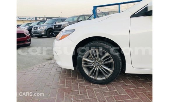 Sayi Imported Toyota Camry White Mota in Import - Dubai a Burkina Faso Sayi Imported Toyota Camry White Mota in Import - Dubai a Burkina Faso