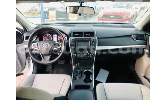 Sayi Imported Toyota Camry White Mota in Import - Dubai a Burkina Faso Sayi Imported Toyota Camry White Mota in Import - Dubai a Burkina Faso