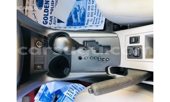 Acheter Import Utilitaire Toyota HiAce Rouge à Import - Dubai, Burkina-Faso Acheter Import Utilitaire Toyota HiAce Rouge à Import - Dubai, Burkina-Faso