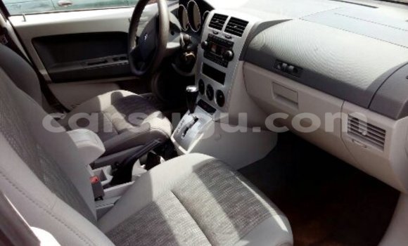 Acheter Neuf Voiture Dodge Caliber Gris à Ouagadougou, Burkina-Faso Acheter Neuf Voiture Dodge Caliber Gris à Ouagadougou, Burkina-Faso