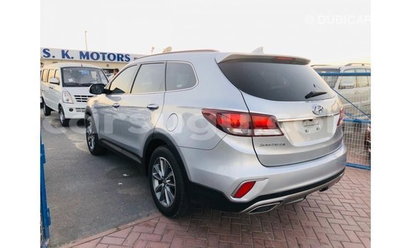 Sayi Imported Hyundai Santa Fe Sauran Mota in Import - Dubai a Burkina Faso Sayi Imported Hyundai Santa Fe Sauran Mota in Import - Dubai a Burkina Faso